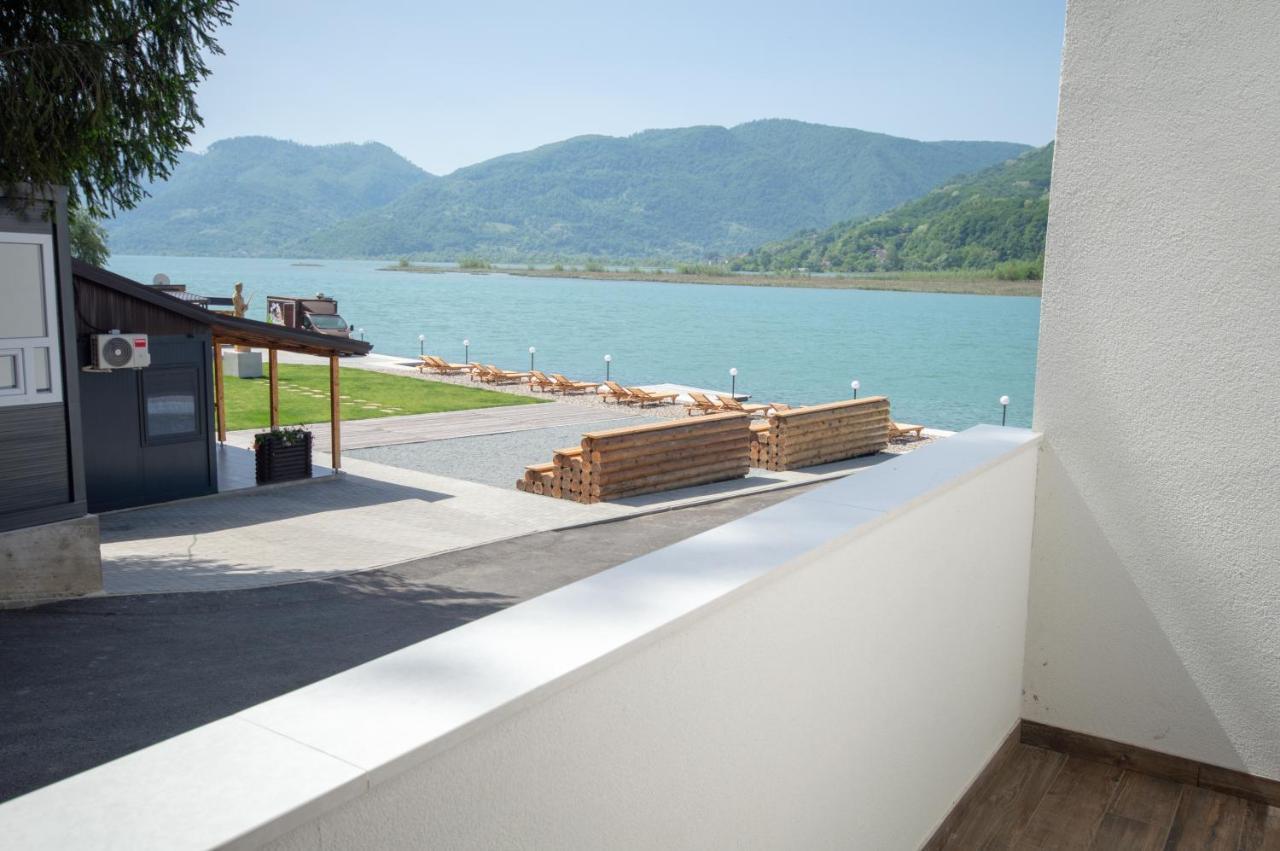 Montekarlo Na Drini Bed & Breakfast Mali Zvornik Luaran gambar